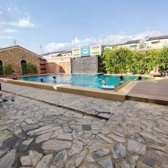 Отель OYO 109 Ozone Prime Resort Паттайя бассейн