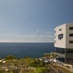 Отель Baía Azul Португалия, Фуншал - отзывы, цены и фото номеров - забронировать отель Baía Azul онлайн пляж фото 2