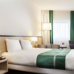 Отель Park Inn by Radisson Leuven Бельгия, Лёвен - 1 отзыв об отеле, цены и фото номеров - забронировать отель Park Inn by Radisson Leuven онлайн комната для гостей фото 4