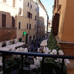 Отель Millina Suites In Navona балкон