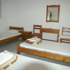 Отель Youth Hostel Anna Греция, Остров Санторини - отзывы, цены и фото номеров - забронировать отель Youth Hostel Anna онлайн комната для гостей фото 4