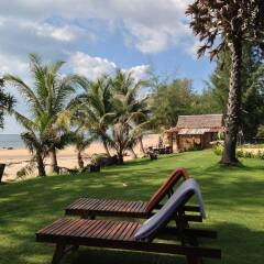 Отель Gooddays Lanta Beach Resort Таиланд, Ланта - отзывы, цены и фото номеров - забронировать отель Gooddays Lanta Beach Resort онлайн пляж фото 2