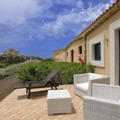 Отель Falconara Charming House & Resort Бутера пляж