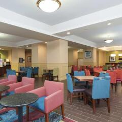 Отель Hampton Inn Indianapolis Downtown Across from Circle Centre питание фото 3