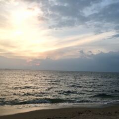 Отель D Varee Jomtien Beach пляж