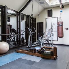 Отель onefinestay - Hampstead private homes фитнесс-зал фото 2