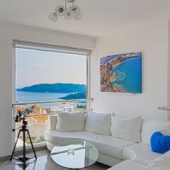 Апартаменты Montelux Apartments комната для гостей фото 2