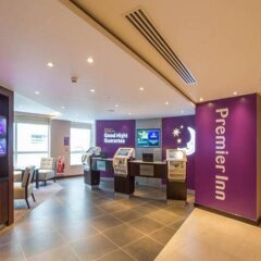 Отель Premier Inn London St.Pancras банкомат