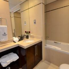 Al Salam Grand Hotel Apartment ванная