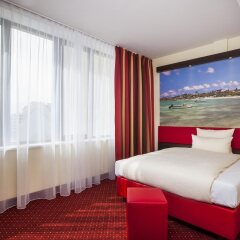 Отель Best Western Plus Plaza Berlin Kurfürstendamm Германия, Берлин - 2 отзыва об отеле, цены и фото номеров - забронировать отель Best Western Plus Plaza Berlin Kurfürstendamm онлайн комната для гостей фото 4