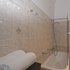 Апартаменты Spacious Family Apartment at Prati комната для гостей фото 4