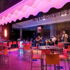 Отель All Seasons Naiharn Phuket развлечения
