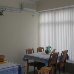 Гостиница Guest House on Pionersky prospekt 36 в Анапе отзывы, цены и фото номеров - забронировать гостиницу Guest House on Pionersky prospekt 36 онлайн Анапа питание фото 2