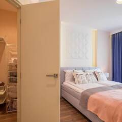 Отель FM Luxury 3-BDR Apartment - Sofia Dream Apartments Болгария, София - отзывы, цены и фото номеров - забронировать отель FM Luxury 3-BDR Apartment - Sofia Dream Apartments онлайн комната для гостей фото 3