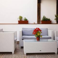 Отель Hostal Residencia Europa Punico балкон