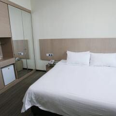 Aqueen Hotel Lavender комната для гостей фото 4