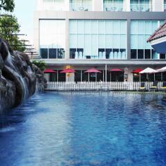 Centara Pattaya Hotel бассейн фото 3