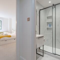 Отель Central London 1 Bedroom Flat With Spa Access Великобритания, Лондон - отзывы, цены и фото номеров - забронировать отель Central London 1 Bedroom Flat With Spa Access онлайн ванная