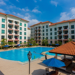 Отель Diamond Westlake Suites бассейн