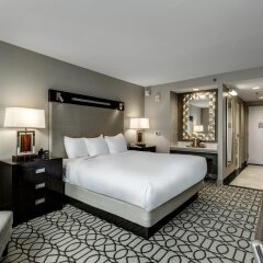 Отель Hilton Columbus at Easton США, Колумбус - отзывы, цены и фото номеров - забронировать отель Hilton Columbus at Easton онлайн комната для гостей фото 4