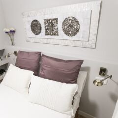 Отель Alterhome Apartamento Puerta de Toledo I сейф в номере