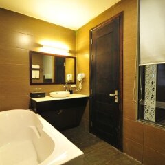 Отель Hoang Ha Sapa Hotel Вьетнам, Шапа - отзывы, цены и фото номеров - забронировать отель Hoang Ha Sapa Hotel онлайн ванная
