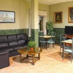 Отель Hostal La Casa de Enfrente комната для гостей фото 5