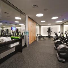 Отель Crowne Plaza Berlin - Potsdamer Platz фитнесс-зал