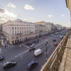 Гостиница Невский Ряд - Невский 100 в Санкт-Петербурге 7 отзывов об отеле, цены и фото номеров - забронировать гостиницу Невский Ряд - Невский 100 онлайн Санкт-Петербург балкон