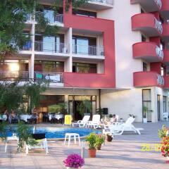 Hotel Andromeda бассейн