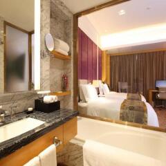 Отель Days Hotel & Suites Mingfa Xiamen Китай, Сямынь - отзывы, цены и фото номеров - забронировать отель Days Hotel & Suites Mingfa Xiamen онлайн ванная