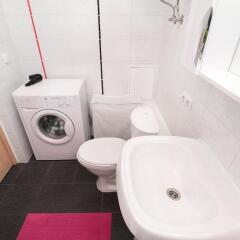 Апартаменты Apartments HomeHotel na Shorsa Екатеринбург ванная фото 2