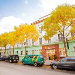 Hotel Adeba парковка