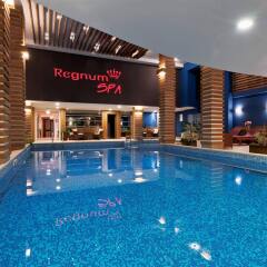 Regnum Apartment Hotel бассейн