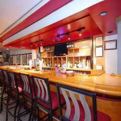 Red Lion Hotel Arlington Rosslyn Iwo Jima гостиничный бар