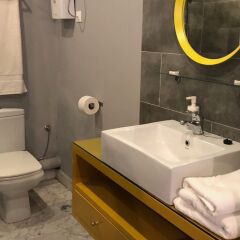 Отель SuiteLoc Apparthotel ванная фото 2