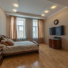 Гостиница Royal suites in the city center комната для гостей фото 3
