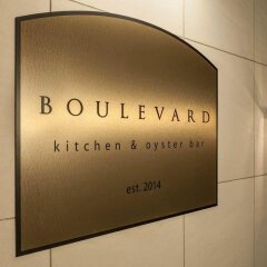 Отель La Grande Residence Vancouver at The Sutton Place Hotel Канада, Ванкувер - отзывы, цены и фото номеров - забронировать отель La Grande Residence Vancouver at The Sutton Place Hotel онлайн с домашними животными