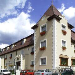 Отель Kikelet Club Hotel Венгрия, Силвашварад - отзывы, цены и фото номеров - забронировать отель Kikelet Club Hotel онлайн парковка