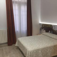 Отель Hostal Cervelo комната для гостей