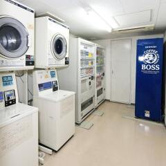 Отель Sotetsu Fresa Inn Nihombashi-Kayabacho банкомат