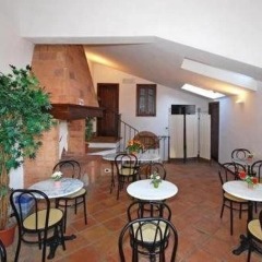 Отель Casa De' Potenti Сан-Джиминьяно гостиничный бар