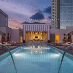 Отель SLS Las Vegas с домашними животными