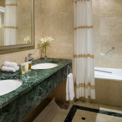 Отель Dead Sea Marriott Resort & Spa Иордания, Сваймех - отзывы, цены и фото номеров - забронировать отель Dead Sea Marriott Resort & Spa онлайн комната для гостей фото 5