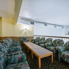 Отель Canadas Best Value Inn Valemount комната для гостей фото 3