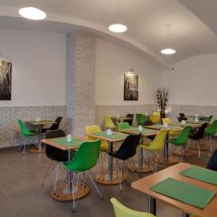 Hotel Adeba