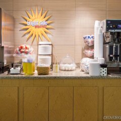 La Quinta Inn by Wyndham Tampa Bay Airport in Tampa, United States of America from 127$, photos, reviews - zenhotels.com meals