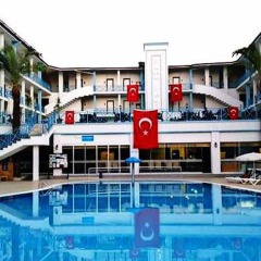 Blue Sky Hotel - All Inclusive бассейн