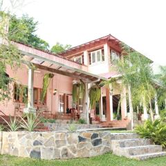 Отель La Villa de Soledad B&B фото 10