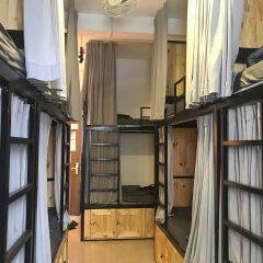 Wanderlust Saigon Hostel фитнесс-зал